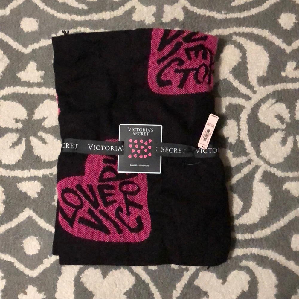 Victoria Secret heart blanket